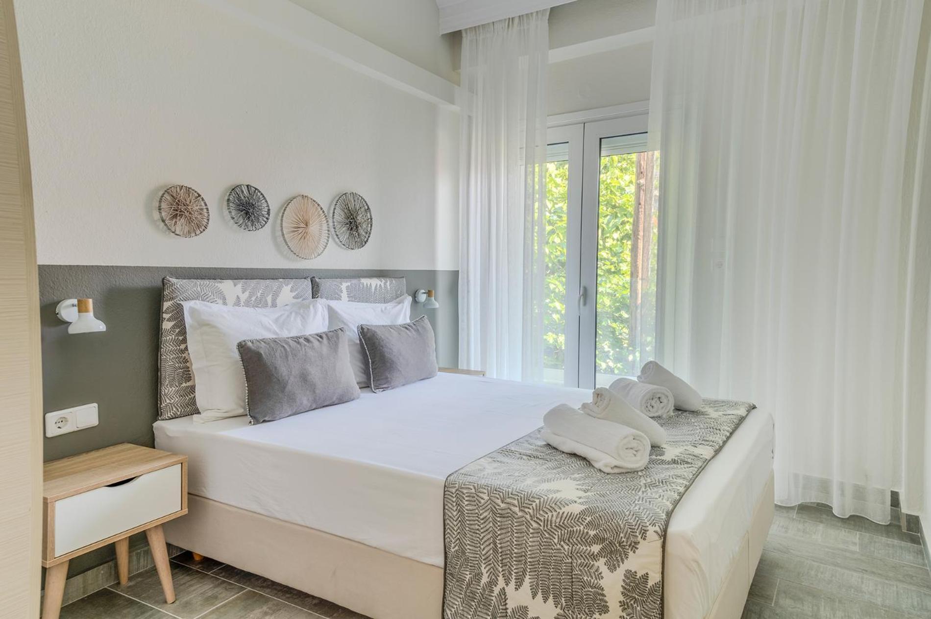 Evangelia Rooms & Apartments - A 艾斯普罗瓦塔 外观 照片